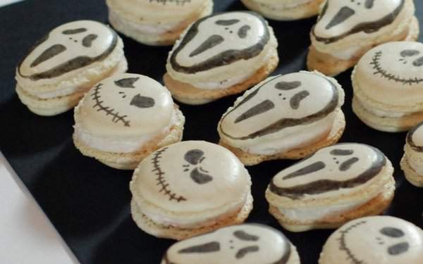 Halloween macarons filling