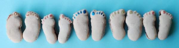 Macaron feet