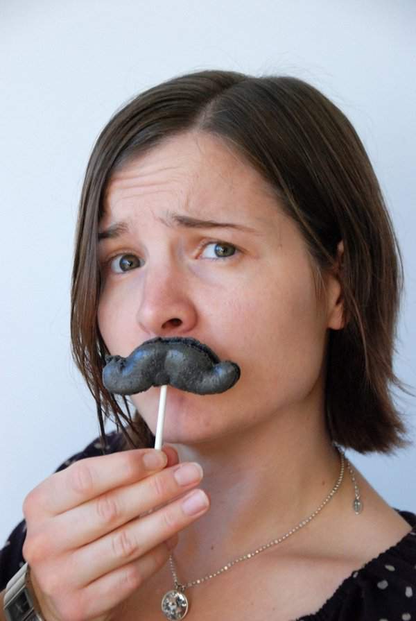 Moustache Macaron Pops 1