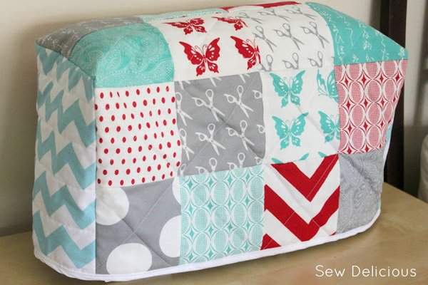 Quilted sewing machine cover