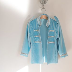 My top priority today is to finish this jacket thehellip